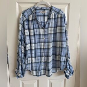 LOFT long sleeve,button down, crinkle fabric blouse in plaid of blues. Size-Med